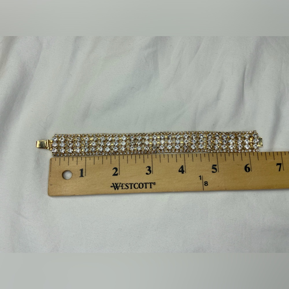 Rhinestone‎ Bling Bracelet Costume Jewelry 6.25" long - Picture 5 of 6